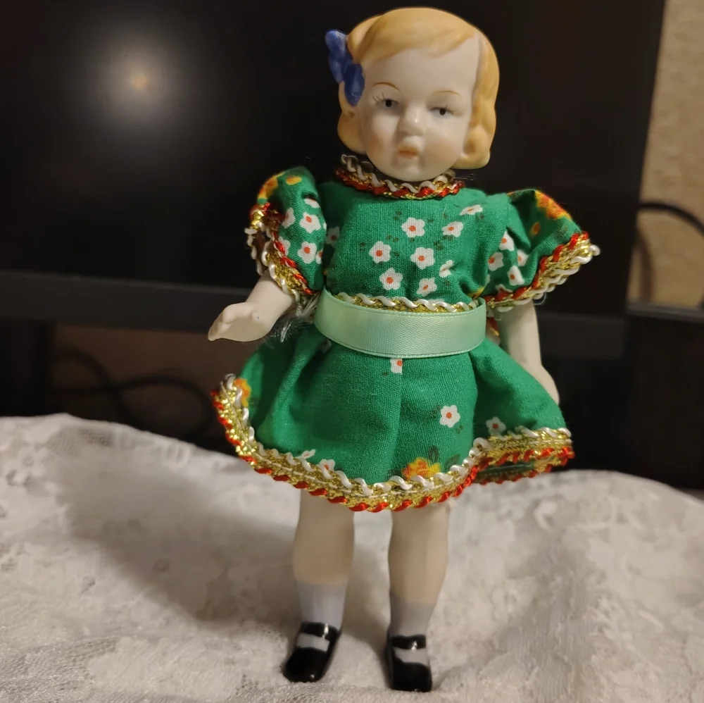 Vintage Bisque Doll Shackman 6" Tall German Green Dress Japan Mcm - Picture 3 of 7